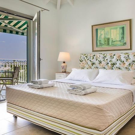 Afrodite Luxury Villa 스보로나타 외부 사진