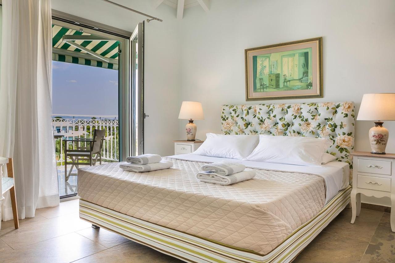 Afrodite Luxury Villa 스보로나타 외부 사진